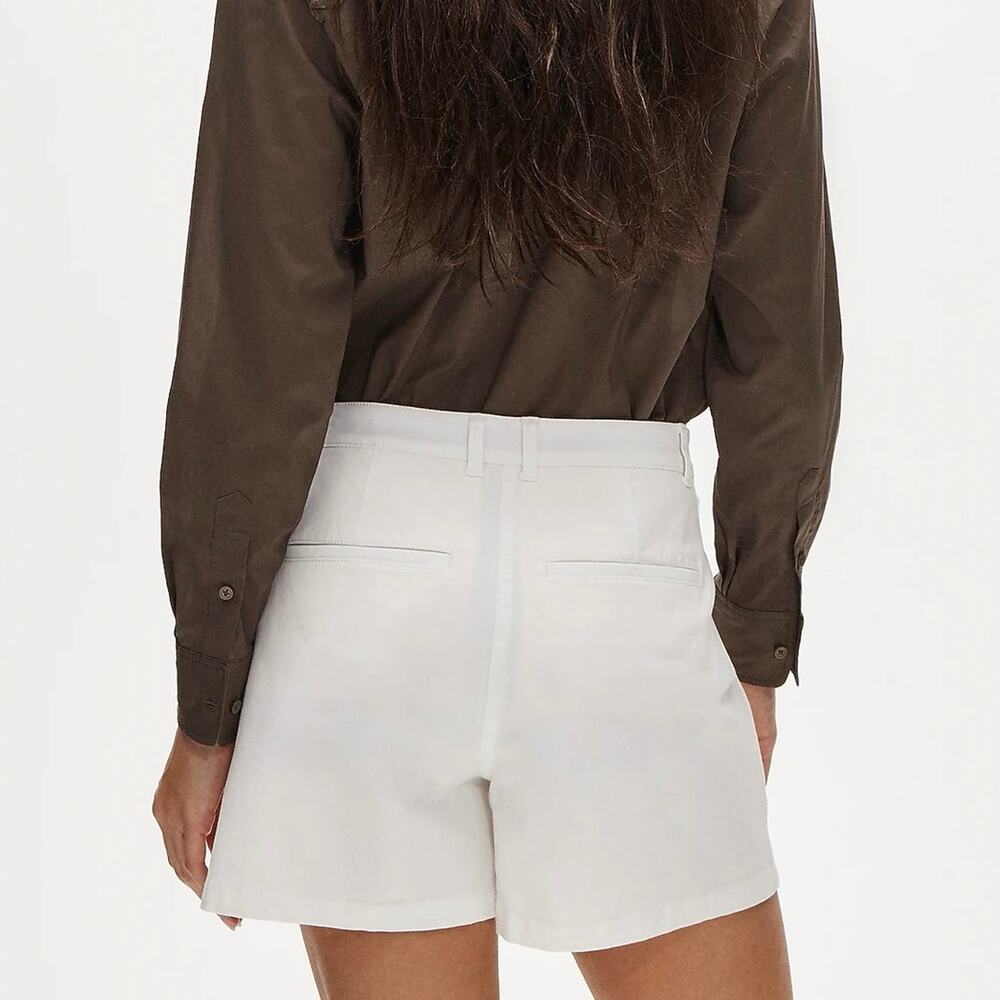 NWT J.Crew Women's 4" Heritage Classic Chino Short White Size 8 - Picture 2 of 9